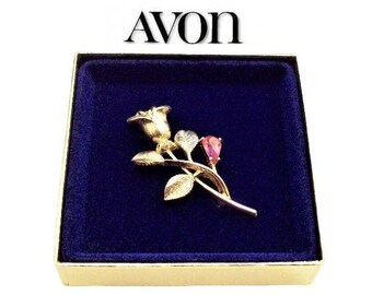 Avon Rose Flower Pin Brooch Gold Tone Vintage 1972 Gilded Rose Pink Stone Open Petals Brushed Leaves Long Stem