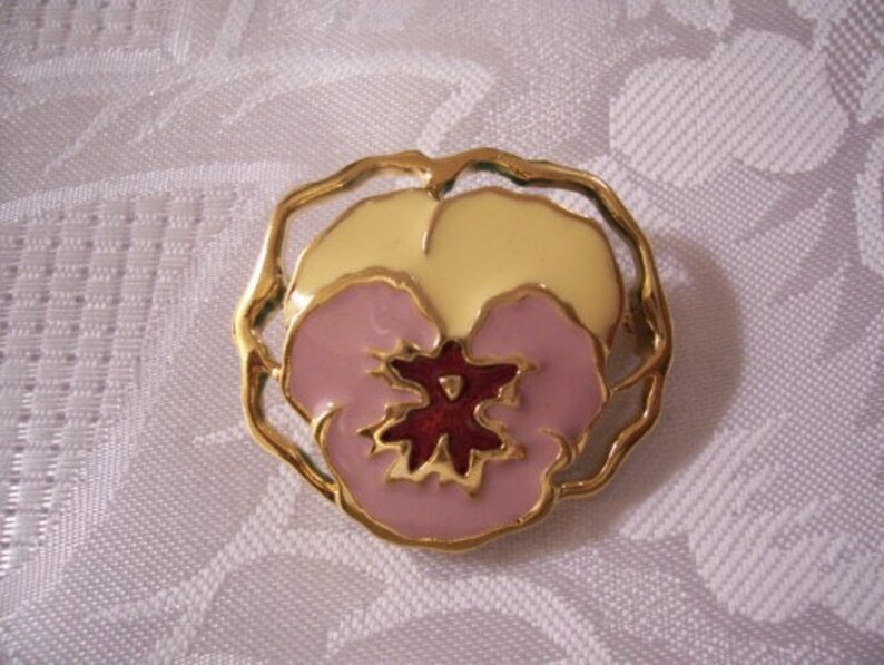 Avon Pansy Flower Pin Brooch Gold Tone Vintage Avon Full Bloom Etsy