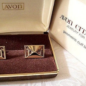 Avon Men Cuff Links Gold Tone Vintage Geometric Square Slotted Open Triangle Bevel Polished image 6