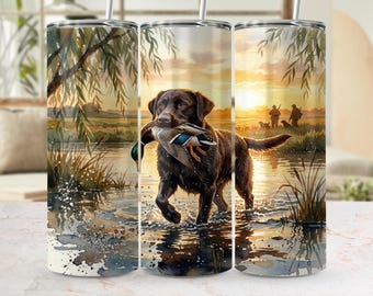 Emballage numérique de gobelet de laboratoire de chocolat aquarelle, canard chasse chien Art PNG, chasse au coucher du soleil Labrador Retriever, scène de chien de chasse, gobelet maigre 20 oz