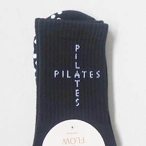 The “crosswords” Pilates grip sock
