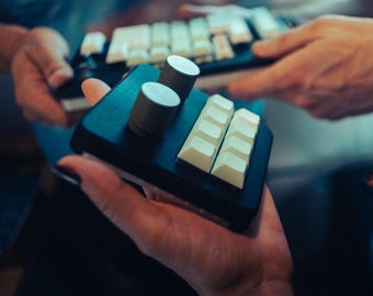 Custom Programmable Macropad | Mechanical Keypad with QMK/VIAL | Handmade Productivity Tool | 8 Keys