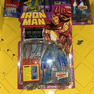 Lotto di action figure Toybiz Marvel Spiderman e Ironman, nuove, anni '90. immagine 2