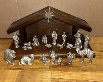 Belén navideño de peltre fino hecho a mano de Danforth, 21 figuras de aprox. 2,5-5 cm.