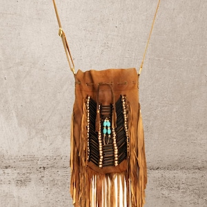Luxurious Sophisticated Elegance: Premium Women’s Suede Handbag.