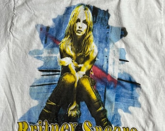 Britney Spears Preowned Medium Band T-shirt
