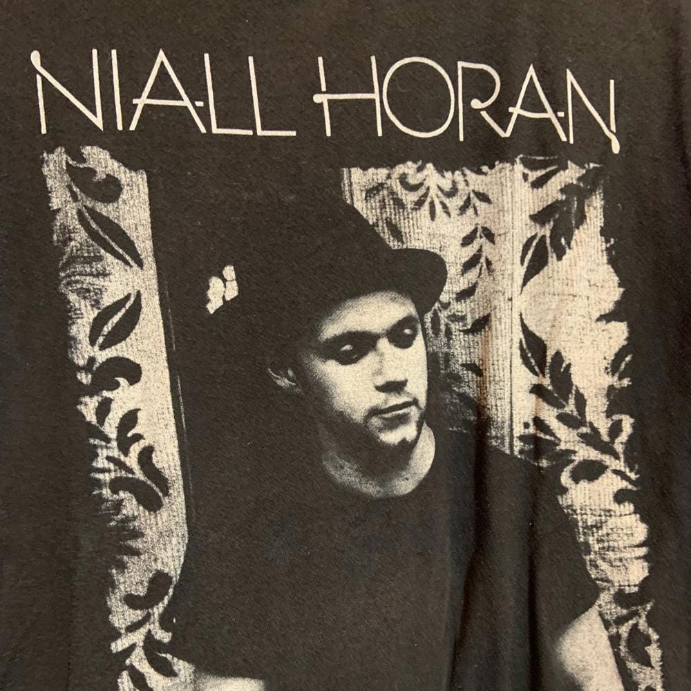 Niall Horan small black graphic T-shirt