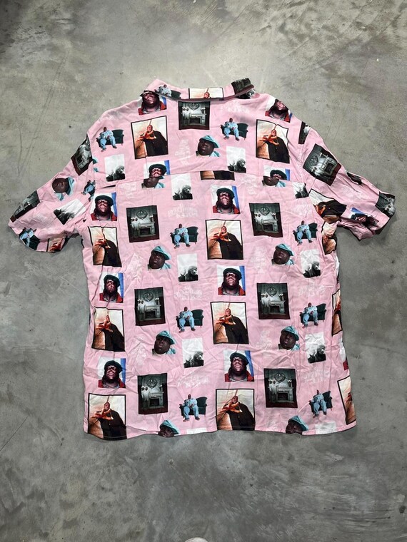 Notorious BIG Preowned Large Band Button Down T-s… - image 3