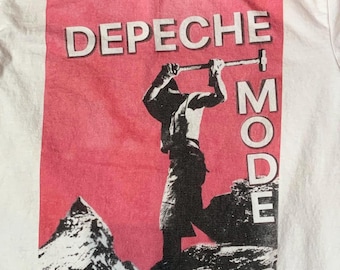 Depeche Mode PreOwned Small Band TShirt