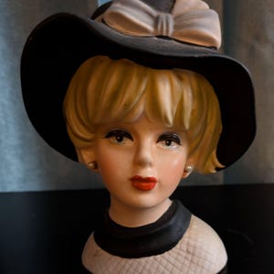 Napcoware C7494 Vintage Lady Head Vase