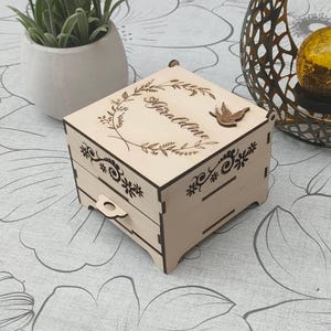 Boîte à bijoux en bois personnalisée, cadeau unique pour femme fabriqué en France