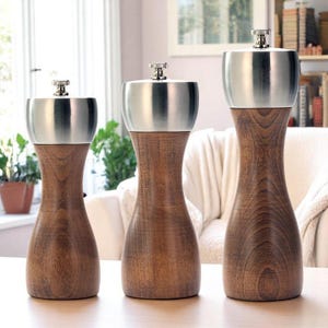 Molinillo de sal y pimienta de madera de acacia oscura, juego de sal y pimienta de primera calidad, molinillo de restaurante de lujo, regalo de inauguración de la casa, perfecto para el hogar
