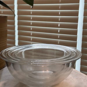 Vintage PYREX Clear Mixing Nesting Bowls Set mit 3 Vintage Pyrex Schüsseln, Vintage PRYEX Schüsselsets für die Küche, VIntage PYREX Collection Set