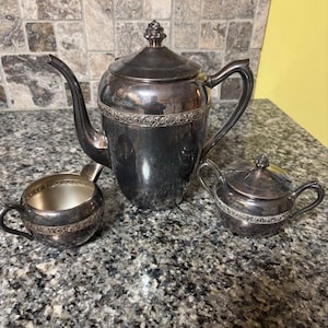 F.B. Rogers Silver Co. 3 piece tea or coffee set - 1883 Silver on copper, Silver tea pot set 1883, Collectible tea pot set from the 1800s