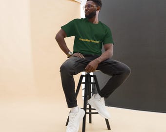 PurposeWearThrive Classic Unisex T-Shirt – 100% Cotton Comfort, Streetwear Fit