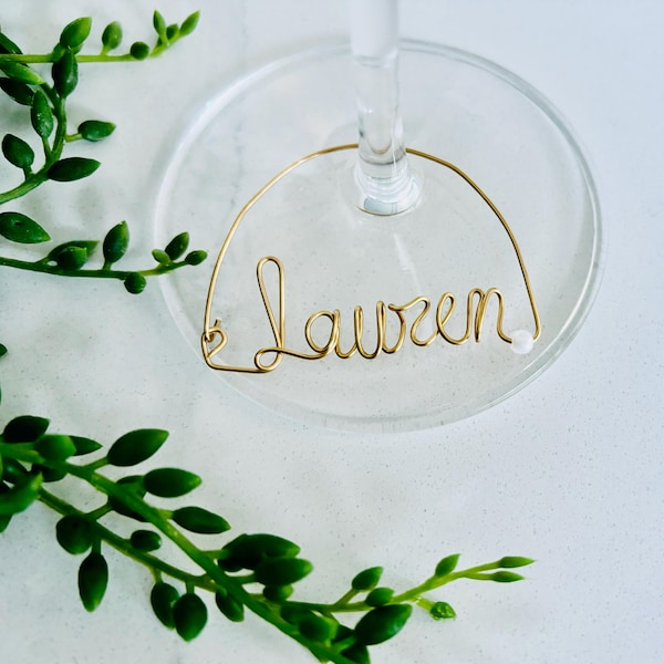 Wine charms Personalised. Wine Glass Charms. Customized wedding favour. Personalised wedding charms.M