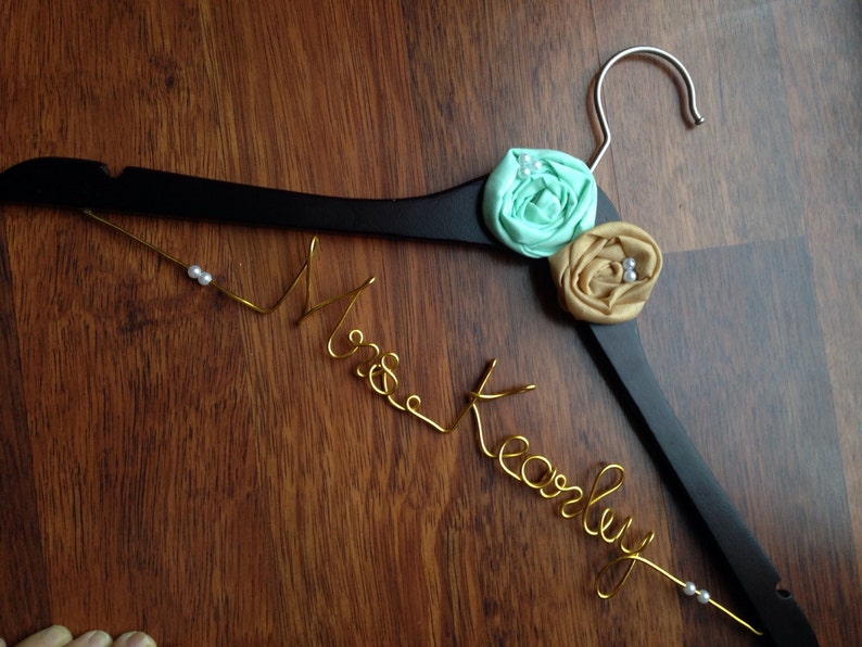 Wedding Hangers Wedding Hangers SET Personalized Hangers and Mrs Bridal Hanger Bride /& Groom Hangers Mr
