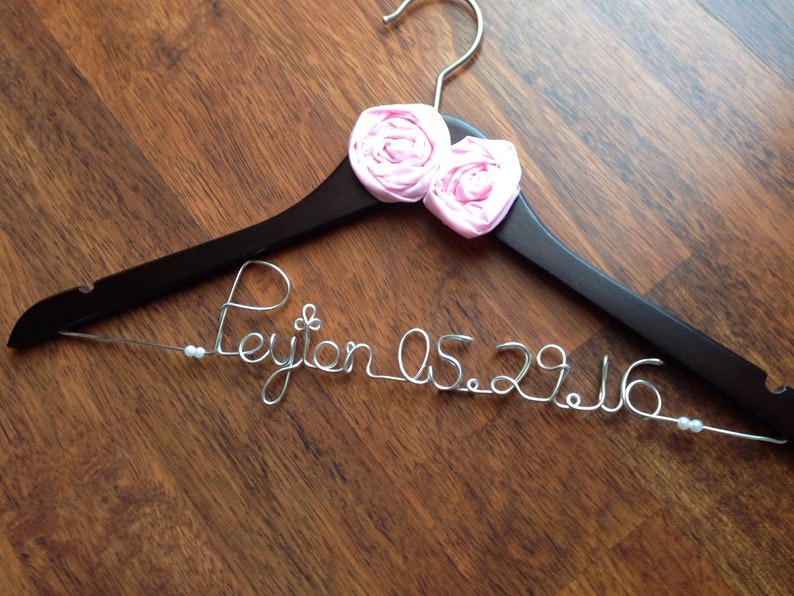 Wedding Hangers Wedding Hangers SET Personalized Hangers and Mrs Bridal Hanger Bride /& Groom Hangers Mr