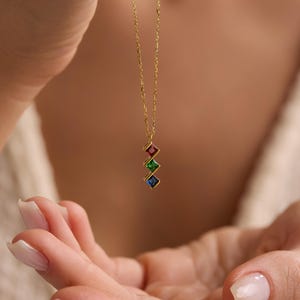 Birth Stone Necklace for Moms, Mothers Birthstone Necklace, First Mother&#39;s Day Personalized Gift Necklace, Birthstone Necklace for Mom