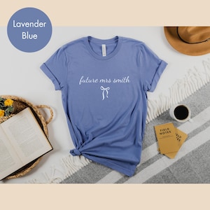 Custom Future Mrs Shirt, Coquette Custom Bride Tee, Bow Wedding T-Shirt, Bridal Shower Bachelorette Hen Party, Engagement Fiancee Gift