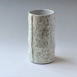 Medium vase with Flannel Flower design image 5