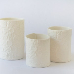 Discounted Set of 3 Porcelain Tealight Lanterns with Australian flannel flowers image 2