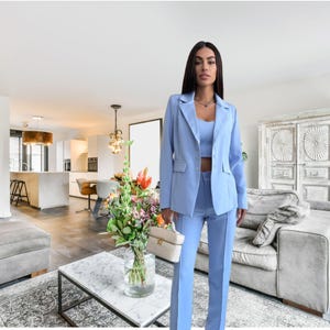 Elegant 3-Piece Suit Set: Blazer, Pants & Crop Top - Office Style