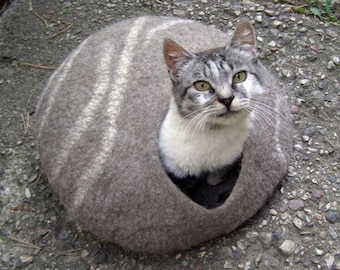 Handmade Modern Felt Cat Cave House, Natural Wool Cocoon Bubble Bed, Stylish Home Decor, Comfortable and Beautiful Pet Bed + Gift Toy Ball