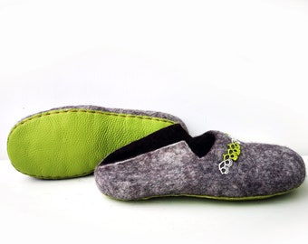 Felted Wool Women Slippers, ECO Home Shoes Clogs Valenki, Handmade Felt House Mules, Housewarming gift, Ready to Ship 39EU 40EU 8,5US 9US