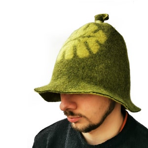 Handmade Unisex Natural Wool Sauna Hat with Hook, Felted Sauna Cap for Men and Women, Felt Spa Gift for Sauna Enthusiasts, Green Plant Leaf