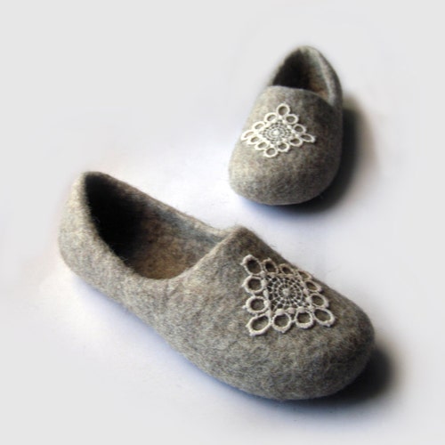 fatface grey fifi felted house shoes