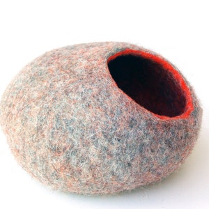 Cat cave, bed, house, Modern pet bed, furniture, cat cocoon, Beds for small pets, Gray and red, Handmade in Europe + GIFT cat toy