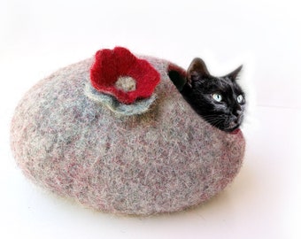 Handmade Modern Cat Bed - Cat Cave, House made of Wool in Gray and Yellow with Flower Design, Handcrafted in Europe, with Free Gift Toy