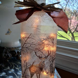 wine art,wine gift,wine craft,deer,wildlife,wine bottle light,lighted wine bottles,wine bottle lamp,lamps,unique gift ideas,wine decor