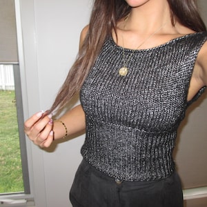 Sculpt Top - Beginner Knitting Pattern