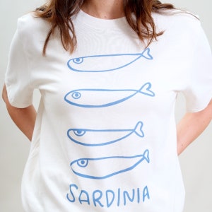 Sardines from Sardinia Unisex, Graphic Adult Tee, Vintage Inspired summer t-shirt image 3