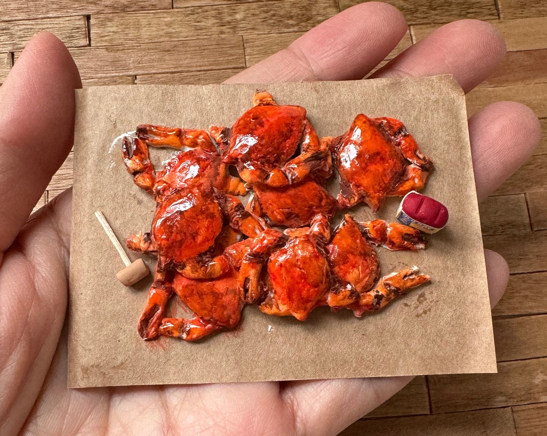Miniature Dollhouse Steamed Crabs on Kraft Paper in 1:12 Scale One Inch ...