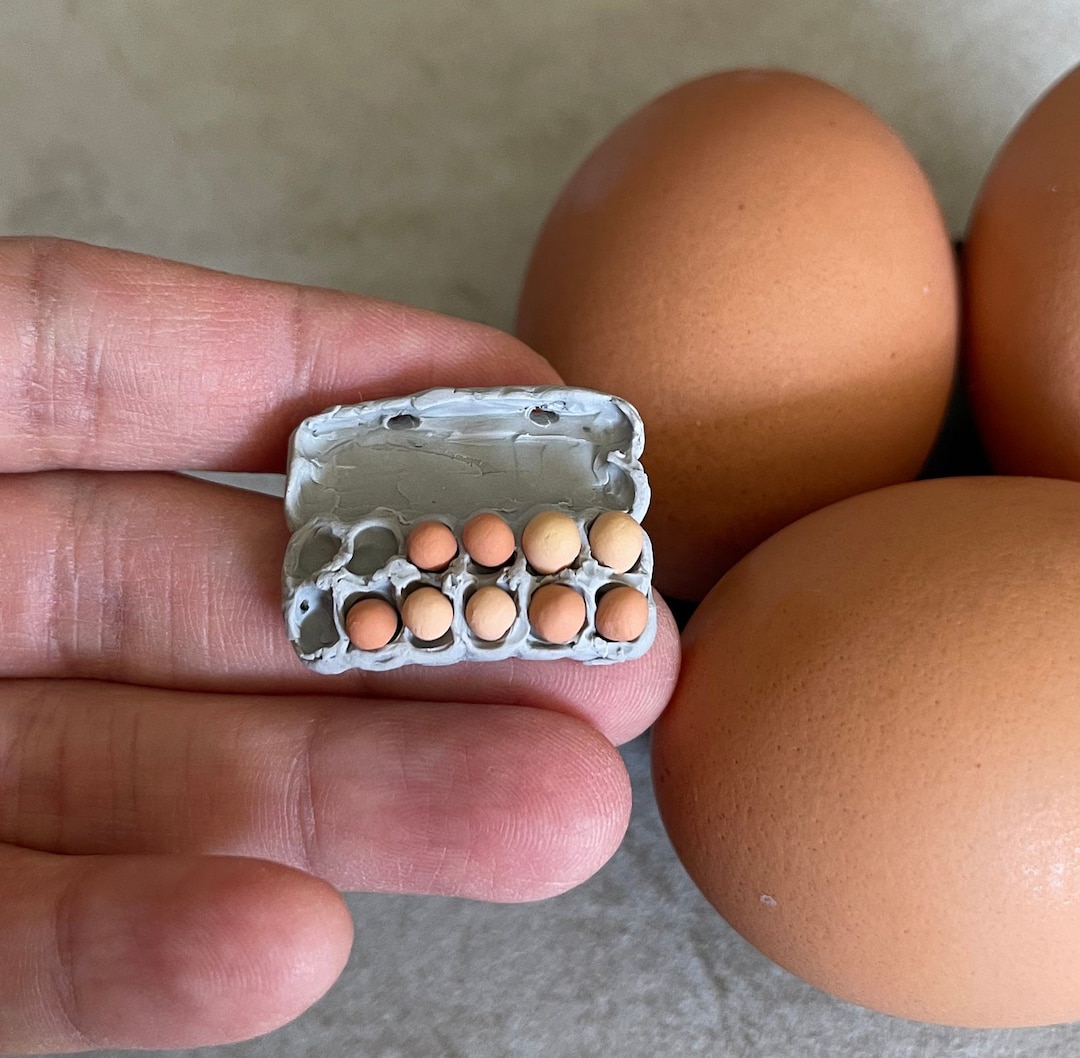 Miniature Dollhouse Carton of dozen eggs in 1:12 scale inch brunch food dish