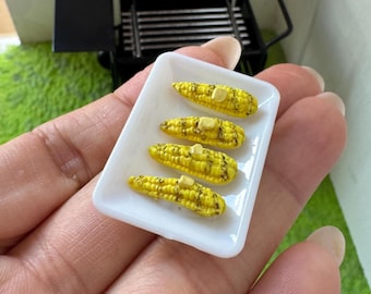 Miniature Dollhouse Grilled corn on the cob with butter in 1:12 scale one inch doll food fruit