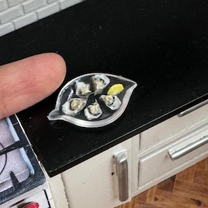 Miniature Dollhouse Clear Leaf Plate of Oysters with lemon wedge in 1:12 scale one inch seafood