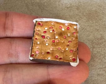 Miniature Dollhouse Blondies 1:12 Valentine's Desserts in 1:12