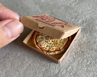 Miniature Dollhouse Cheese Pizza in XL party size box in 1:12 scale inch