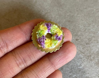 Miniature Dollhouse Mardi Gras King Cake in 1:12 scale one inch new orleans doughnuts dessert