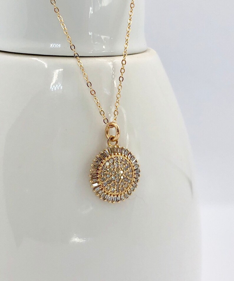 Diamond and Gold Pendant Necklace image 3