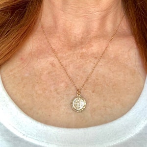 Diamond and Gold Pendant Necklace image 2