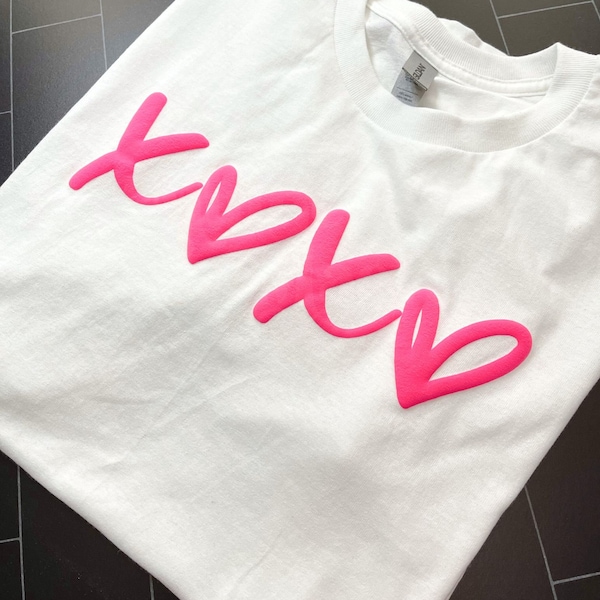 XOXO Puff Transfer for Blank Apparel.  Ready to Press, Easy to Apply Valentines Transfer.  Cute Shirt, Sweatshirt Idea