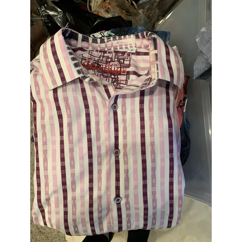 Robert Graham Pink Striped Button Up Shirt Mens Large 100% Cotton Embroidered image 7