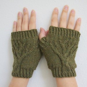 Tree of Life Fingerless Gloves Knit PATTERN PDF image 3