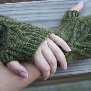 Tree of Life Fingerless Gloves Knit PATTERN PDF image 2