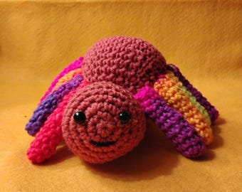 Handgefertigtes Gehäkeltes Plüsch | Spinne Spielzeug | Weich Gestrickt Gefüllt | Tier Geschenk für Kinder | Spinnen-Liebhaber | Handgemachtes Amigurumi Spielzeug